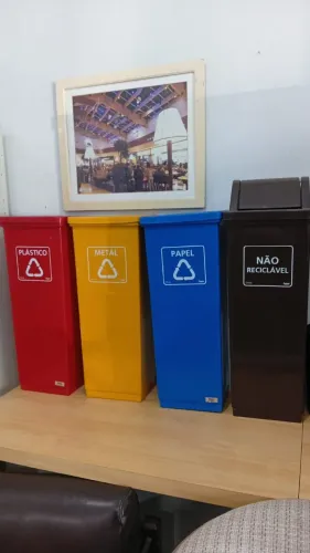 Cesto de Lixo para Coleta