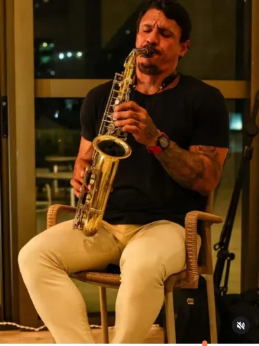 Saxofonista para eventos em geral