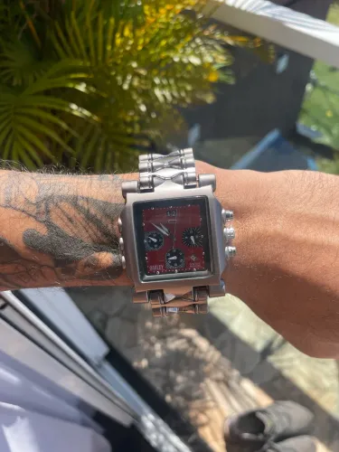 Relógio Oakley Minute Machine - Modelo tudo funcional