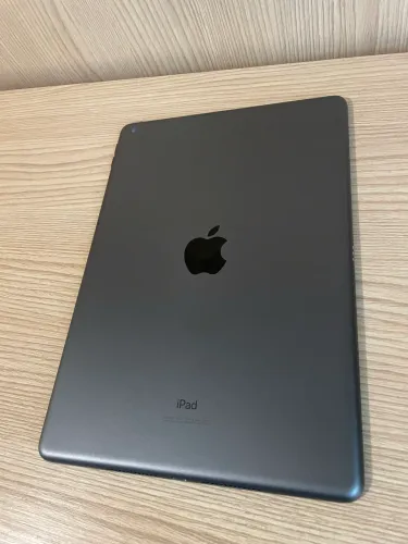 iPad 8th geração (aceito troca)