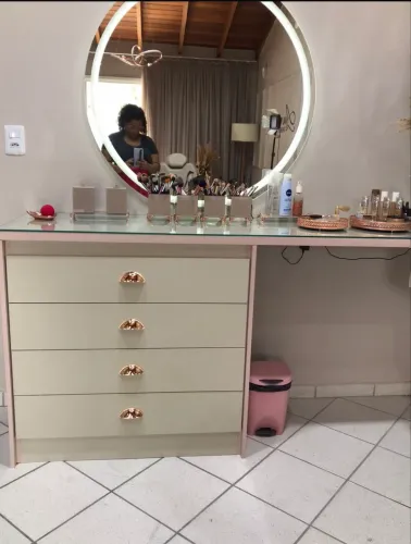 Penteadeira em marcenaria 