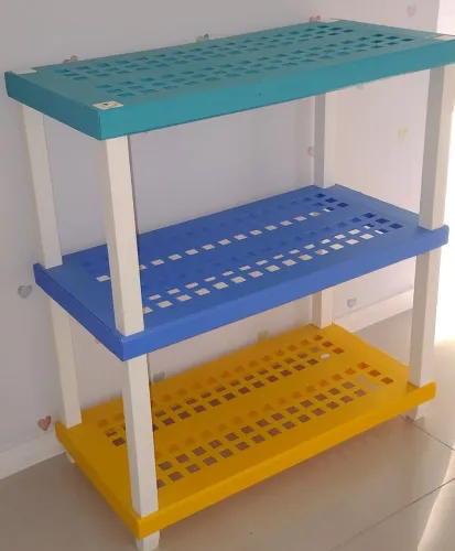 Esttante para brinquedos