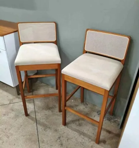 Banqueta alta 
