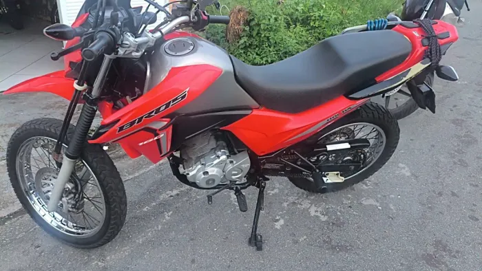 Moto Bros pra venda