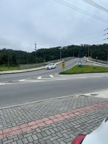 Sala comercial/escritório no segundo piso