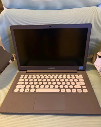 Notebook Samsung Flash F30