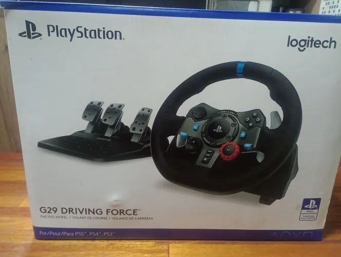 Volante Logitech G29 Driving Force c/ Pedal - PS5, PS4, PS3 e PC