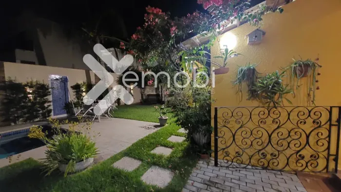 Linda casa com 5 suites em condominio _ Ponta Negra