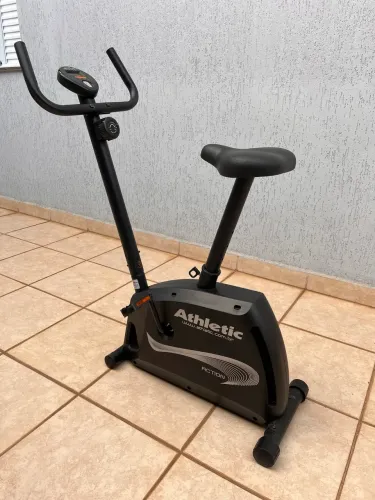 Bicicleta Ergométrica Athletic Action - Excelente Estado