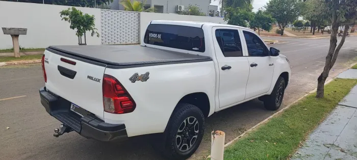Toyota Hilux CD 4X4 2.8 Diesel Mec. 2021