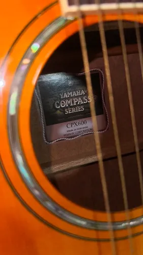 Violão Yamaha cpx 600