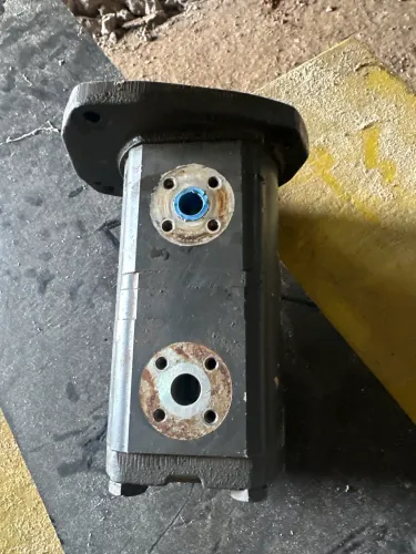 Bomba para sistema hidráulico de trator