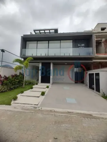 Apartamento : / Residencial / Recreio dos Bandeirantes
