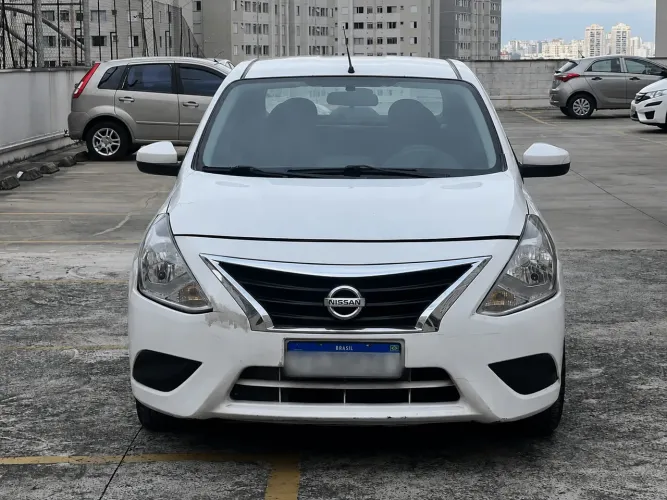 Nissan Versa 1.0 12V Flexstart 4P Mec. 2018