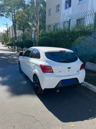 Chevrolet Onix Hatch LT 1.4 8V Flex Mec. 4P 2018