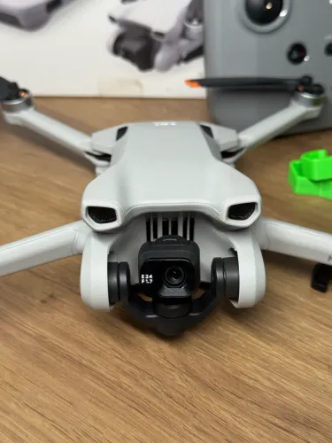 Drone Dji Mini 3 Standard (Sem Tela)