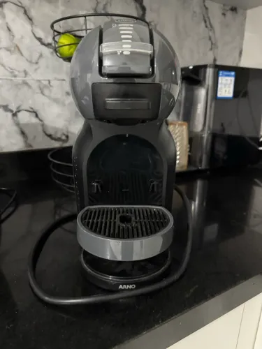 cafeteira elétrica Nescafé Dolce Gusto Mini Me da Arno na cor cinza