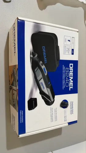 DREMEL 8240 + Acessórios