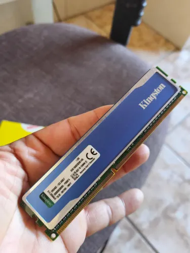 Memória DDR3 4GB KINGSTON HYPER BLU