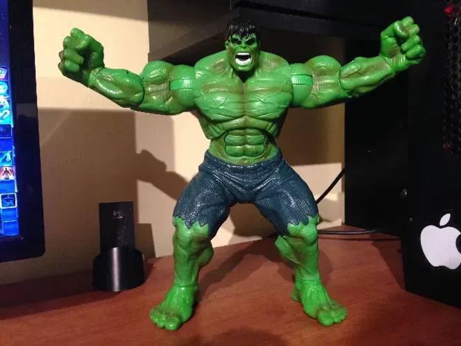 HULK (SMASHIN' STOMPIN' HULK ELECTRONIC) 30 cm