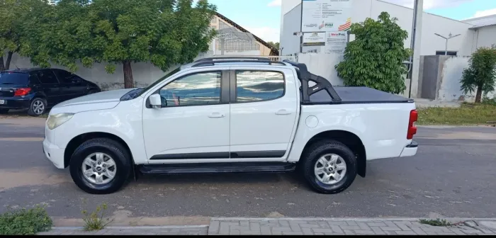 Chevrolet S10 Pick-up LT 2.8 TDI 4X2 CD Diesel AUT 2013