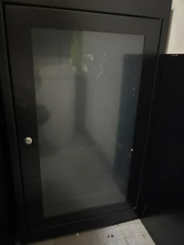 Mini Rack Servidor 12U 19? Parede - Porta de Vidro com chave