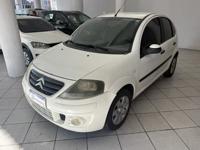 Citroen C3 GLX 1.4/ GLX Sonora 1.4 Flex 8V 5P 2012