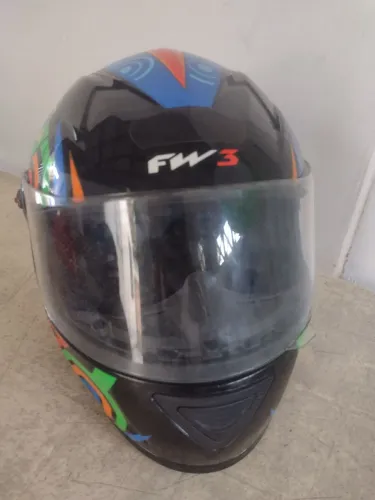 Vendo capacete