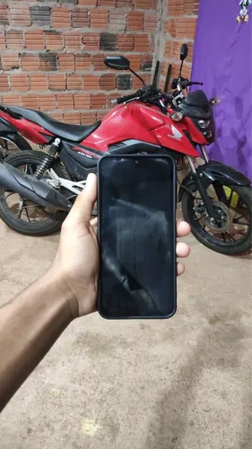 A16, 256 de armazenamento e 8 giga de ram