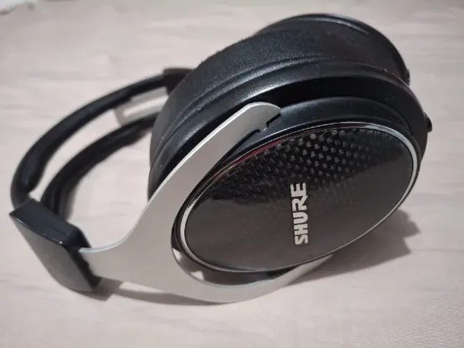 Fone Shure SRH-1540