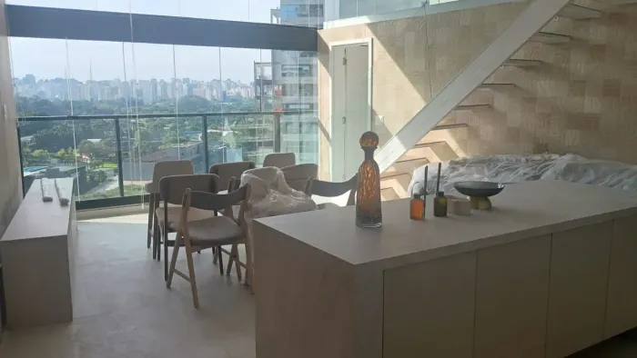 Duplex para aluguel possui 50 metros quadrados com 1 quarto em Indianópolis - São Paulo -