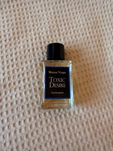 Toxic Desire Maison Viegas