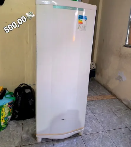 Geladeira Consul branca em ótimo estado!
