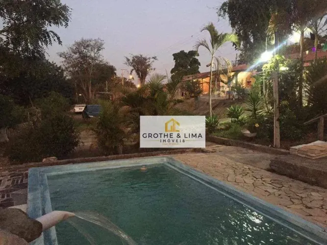 Chácara com 3 dormitórios à venda, 1200 m² por R$ 770.000,00 - Santa Luzia - Guaratinguetá