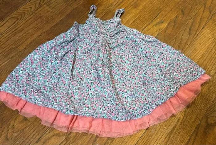 Vestido 77 Kids tamanho 3 anos importado (desapego)