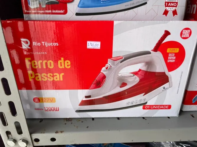 Ferro de passar roupa a vapor 