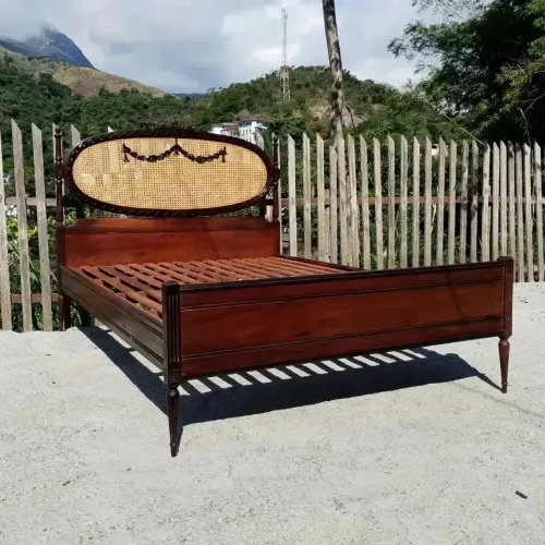 Cama de casal 