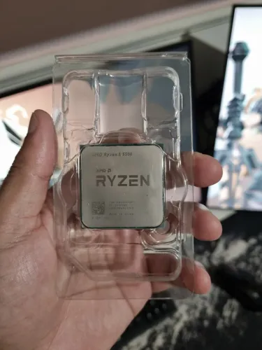 Processador AMD Ryzen 5 5500 (6 Cores / 12 Threads @ 4.2GHz) - Perfeito Estado