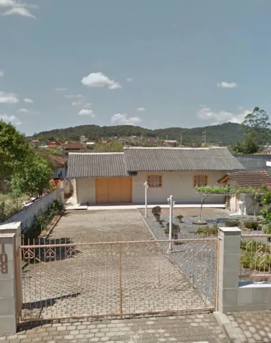 Terreno 450 m² (15x30) à Venda - Boehmerwald, Joinville