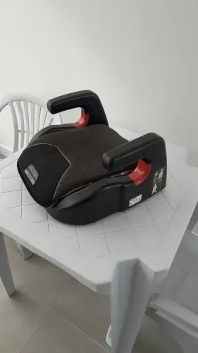ASSENTO ELEVADO PARA CARRO