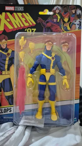 Boneco Ciclope