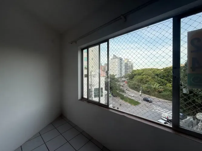 STUDIO À VENDA NA CARVOEIRA EM FLORIANÓPOLIS PRÓXIMO À UFSC 1 VAGA