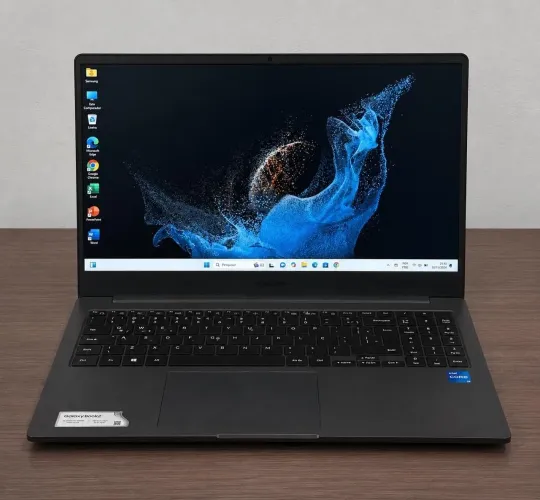 Vendo Notebook Samsung Galaxy Book 2 i5