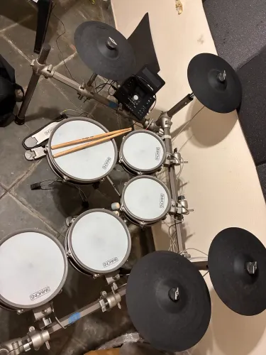 Bateria eletrônica Simmons SD 1250 Importada
