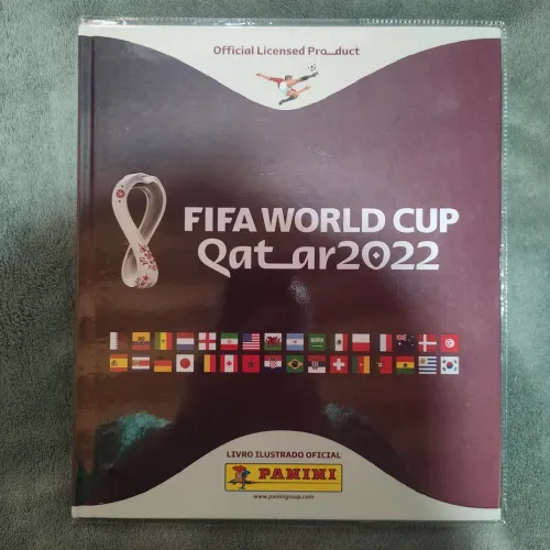 Álbum Colado (Incompleto + com vários Craques) da Copa do Mundo do Qatar de 2022