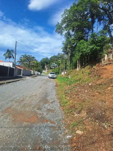 Lindo Terreno,  Divsa com São Marcos 