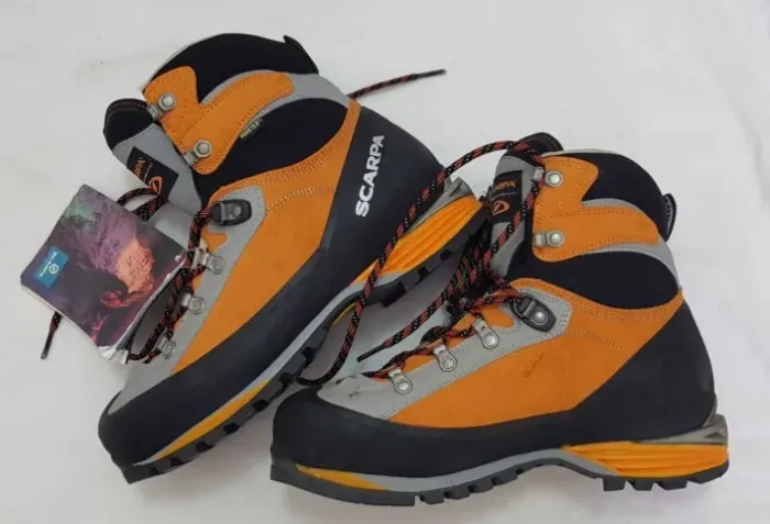 Bota Scarpa - Triolet Pro GTX - Importada ITALIANA. numero 38