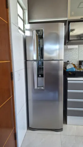 Electrolux Frost Free DW42X Inox 382L - Excelente Estado | Dispenser de Água