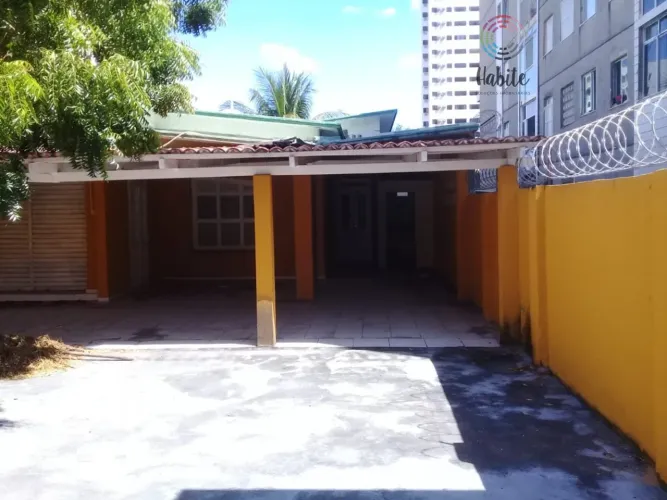 Casa Padrão para Venda em Meireles Fortaleza-CE