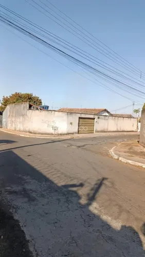 CASA 3 QUARTOS NO JARDIM LIBERDADE - GOIÂNIA-GO